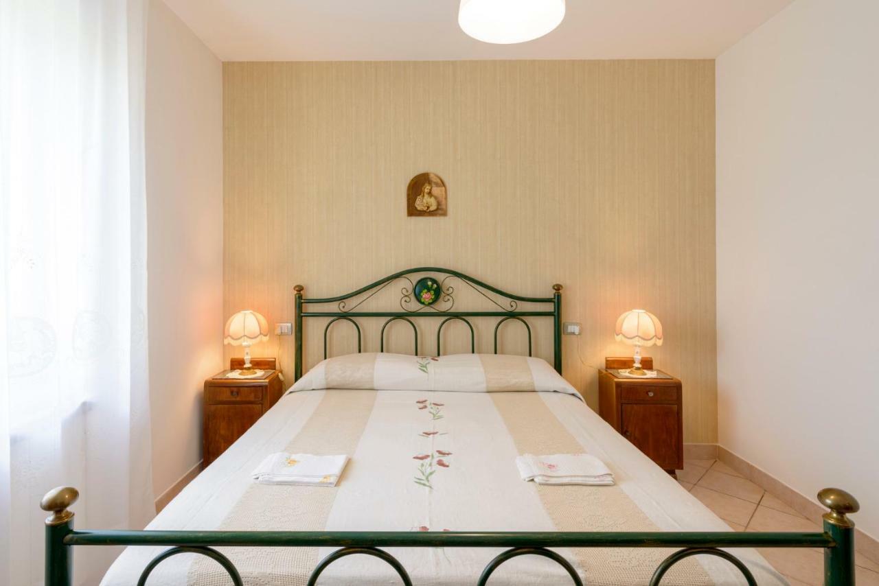 Casa vacanze San Vittorino Gubbio Esterno foto